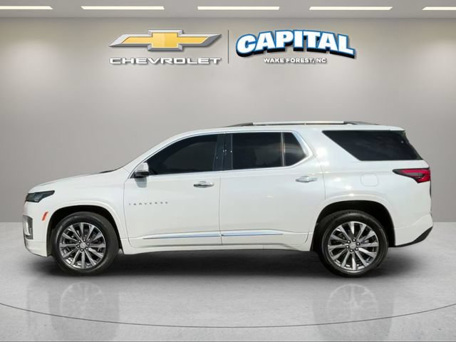 Used 2022 Chevrolet Traverse Premier FWD image 2