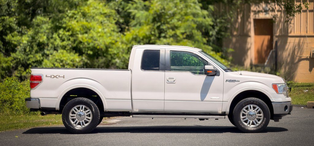 Used 2013 Ford F150 Lariat w/ Mid Equipment Group AWD/4WD image 3