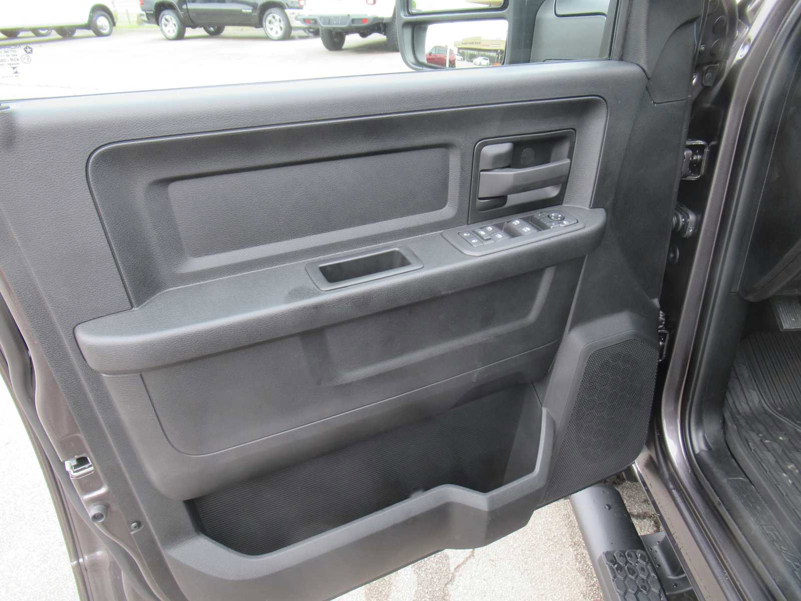 New 2026 RAM 3500 Tradesman image 24