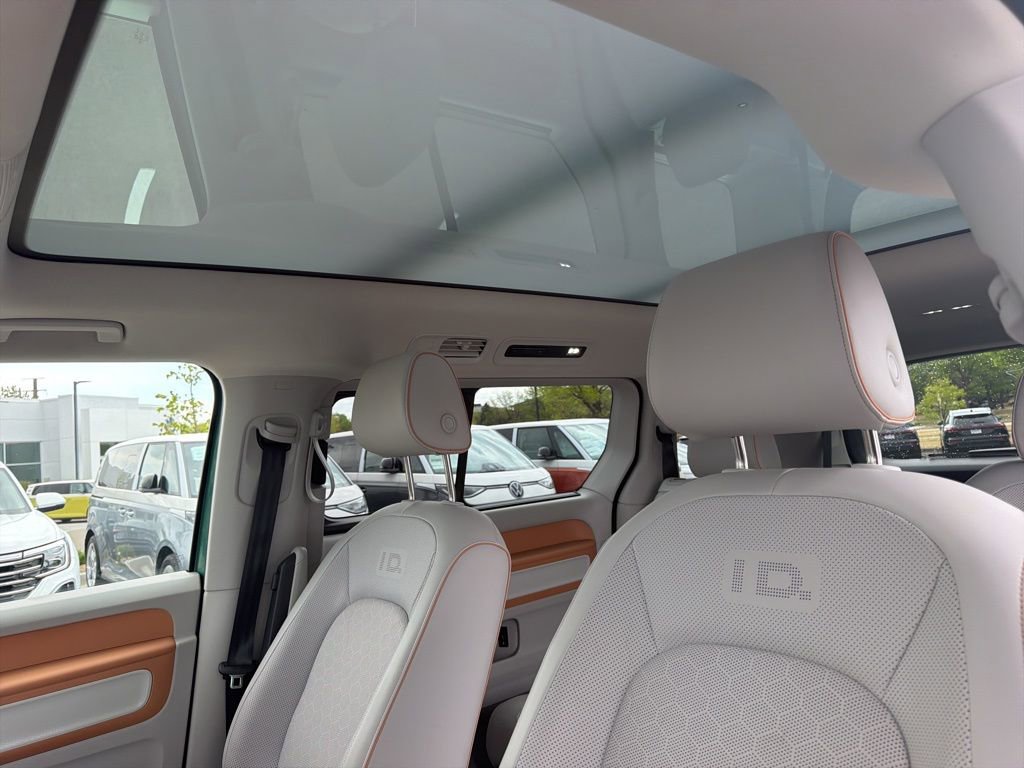Certified 2025 Volkswagen ID. Buzz 1st Edition AWD/4WD image 20