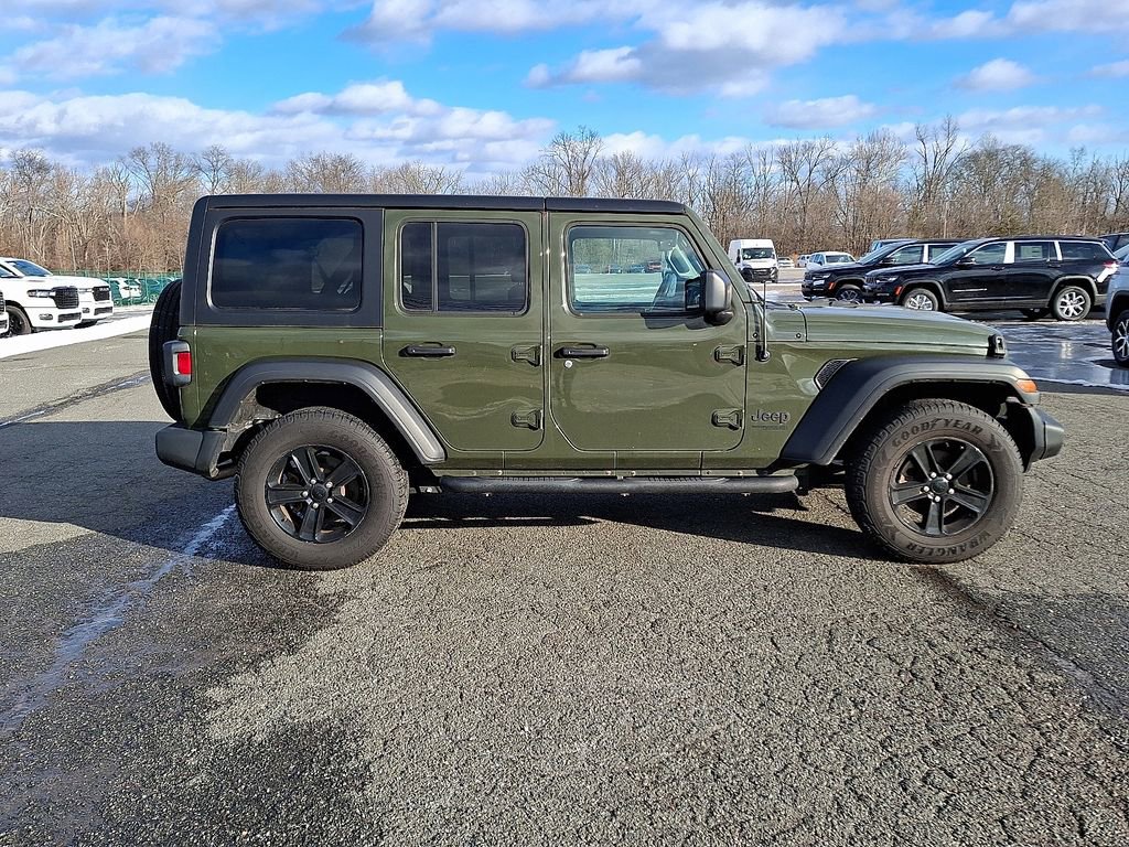 Used 2022 Jeep Wrangler Unlimited Sport image 10