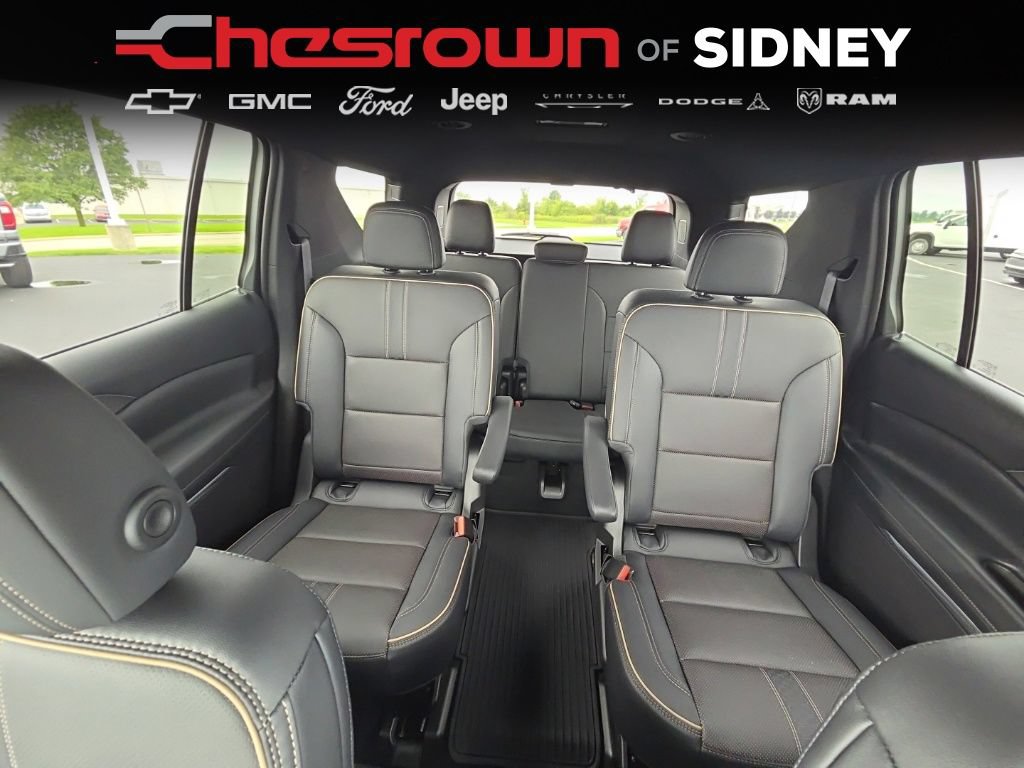 Used 2026 Chevrolet Traverse High Country w/ LPO, Floor Liner Package AWD/4WD image 26