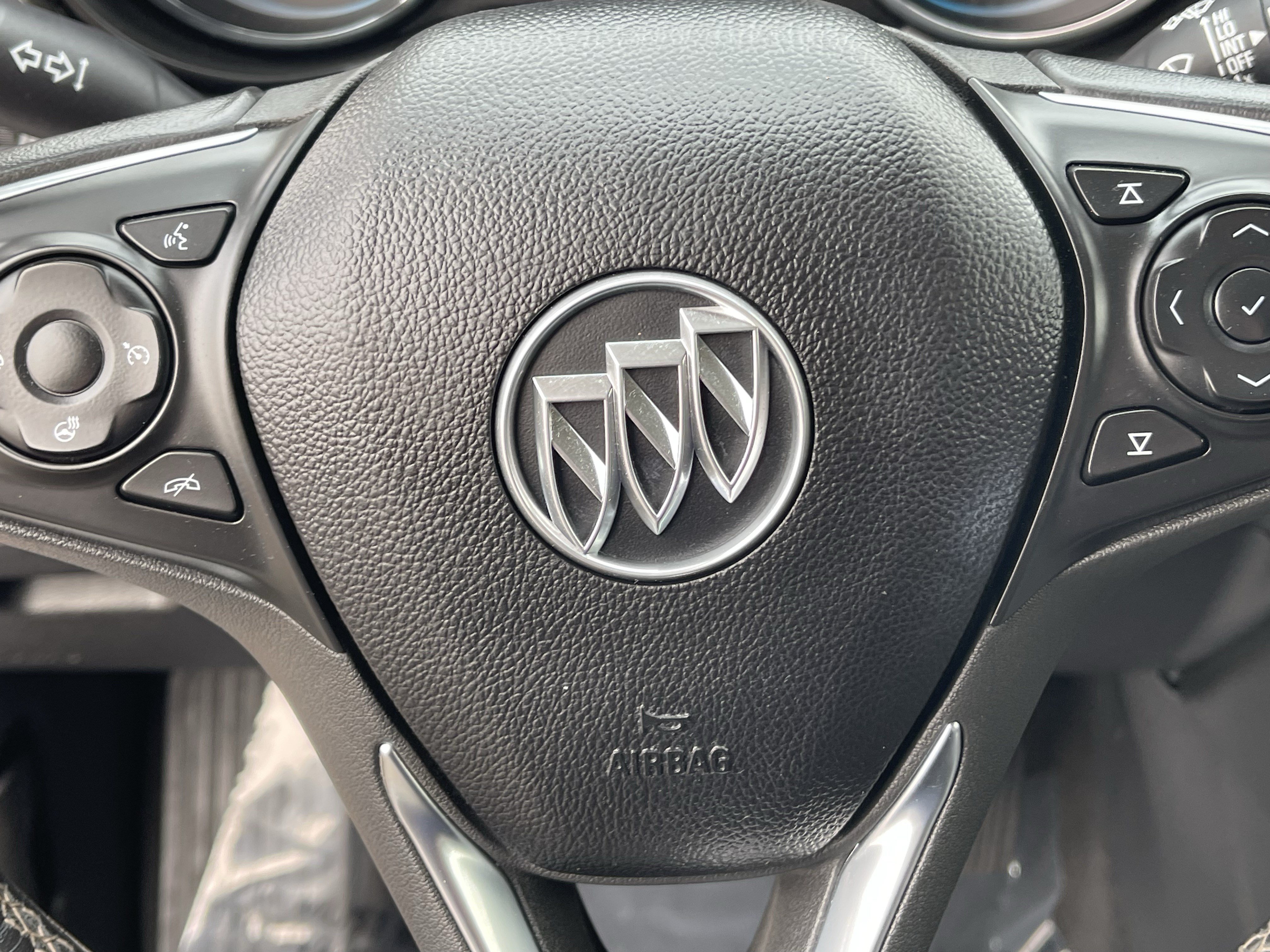 Used 2017 Buick Envision Essence AWD/4WD image 20