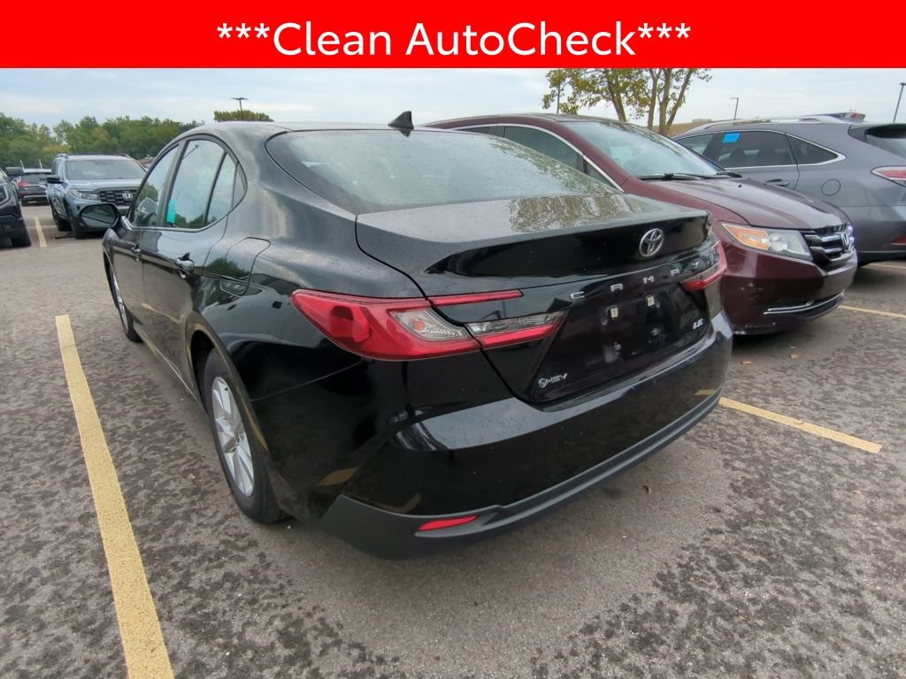 Used 2025 Toyota Camry LE FWD image 4