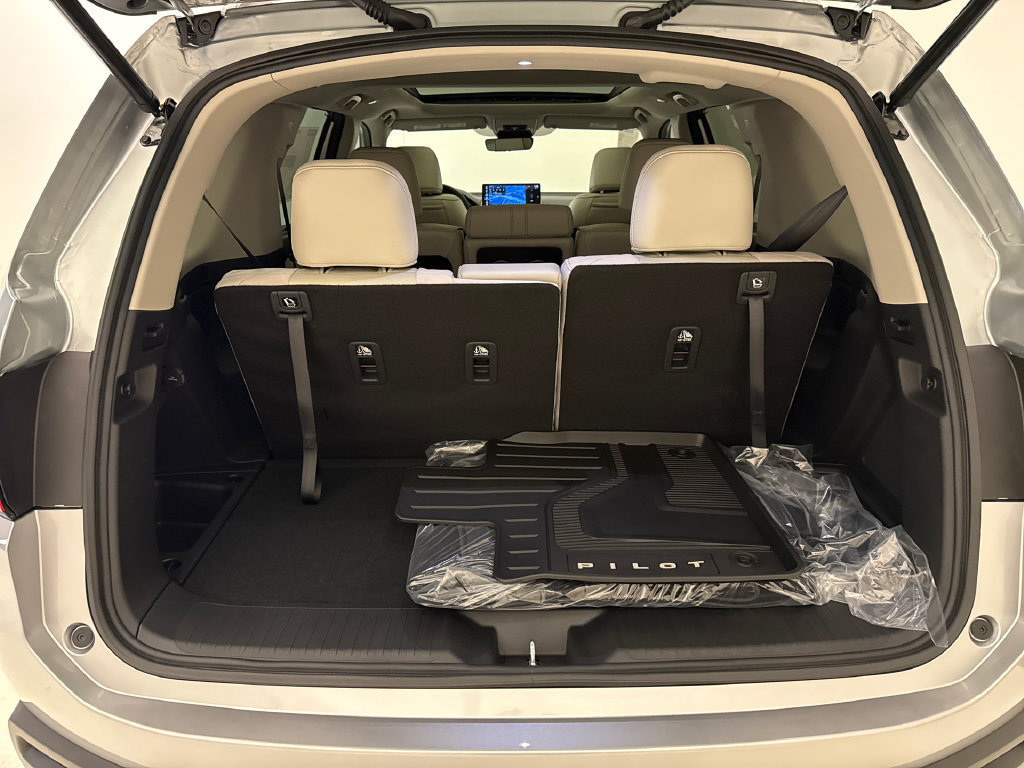 New 2026 Honda Pilot Elite image 12