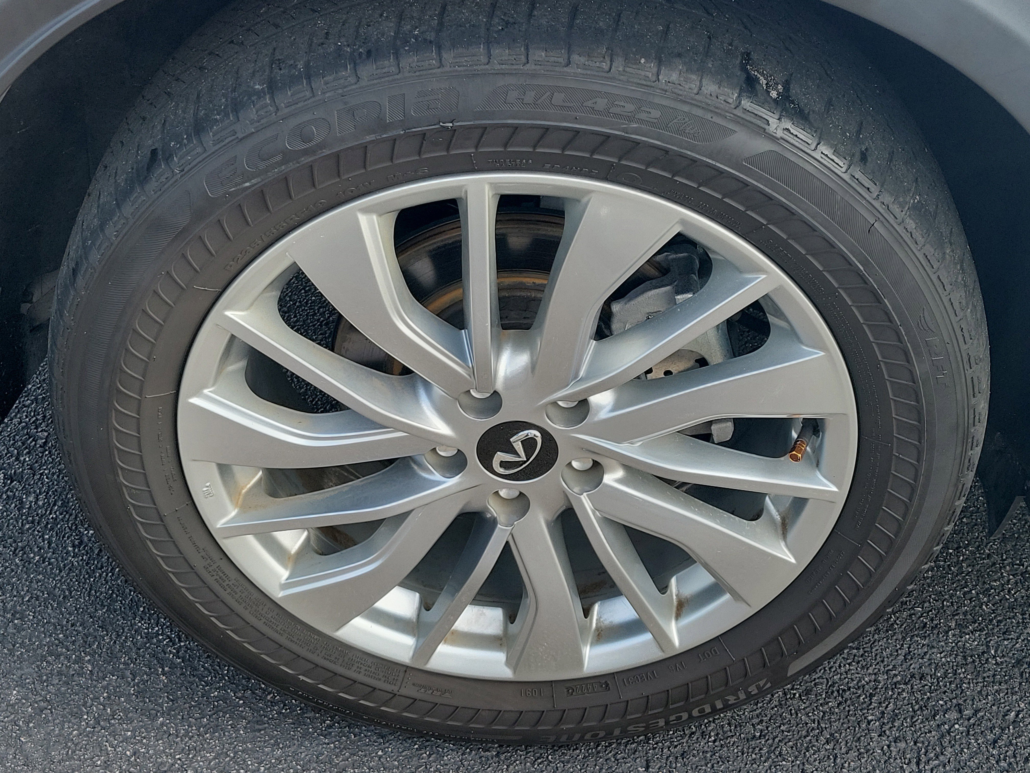 Used 2023 INFINITI QX50 Luxe image 10