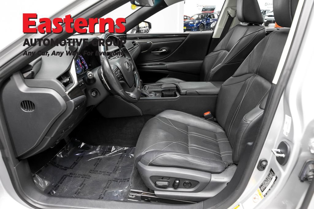 Used 2019 Lexus ES 350 Ultra Luxury w/ Accessory Package FWD image 14