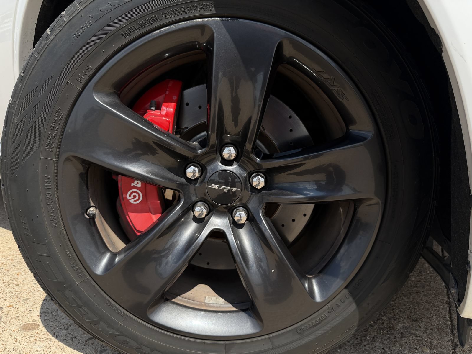 Used 2018 Dodge Durango SRT w/ Technology Group AWD/4WD image 10