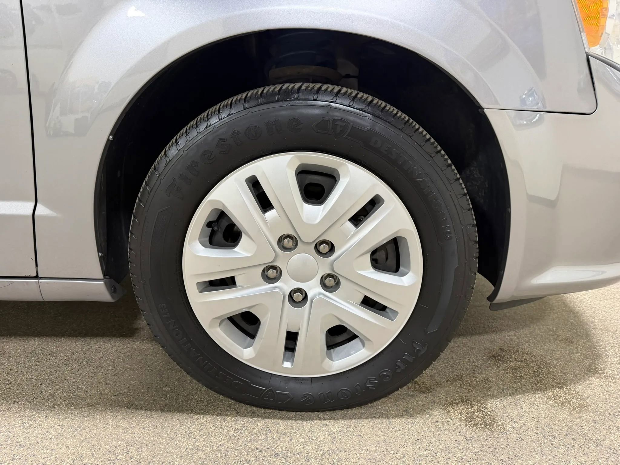 Used 2019 Dodge Grand Caravan SE image 50