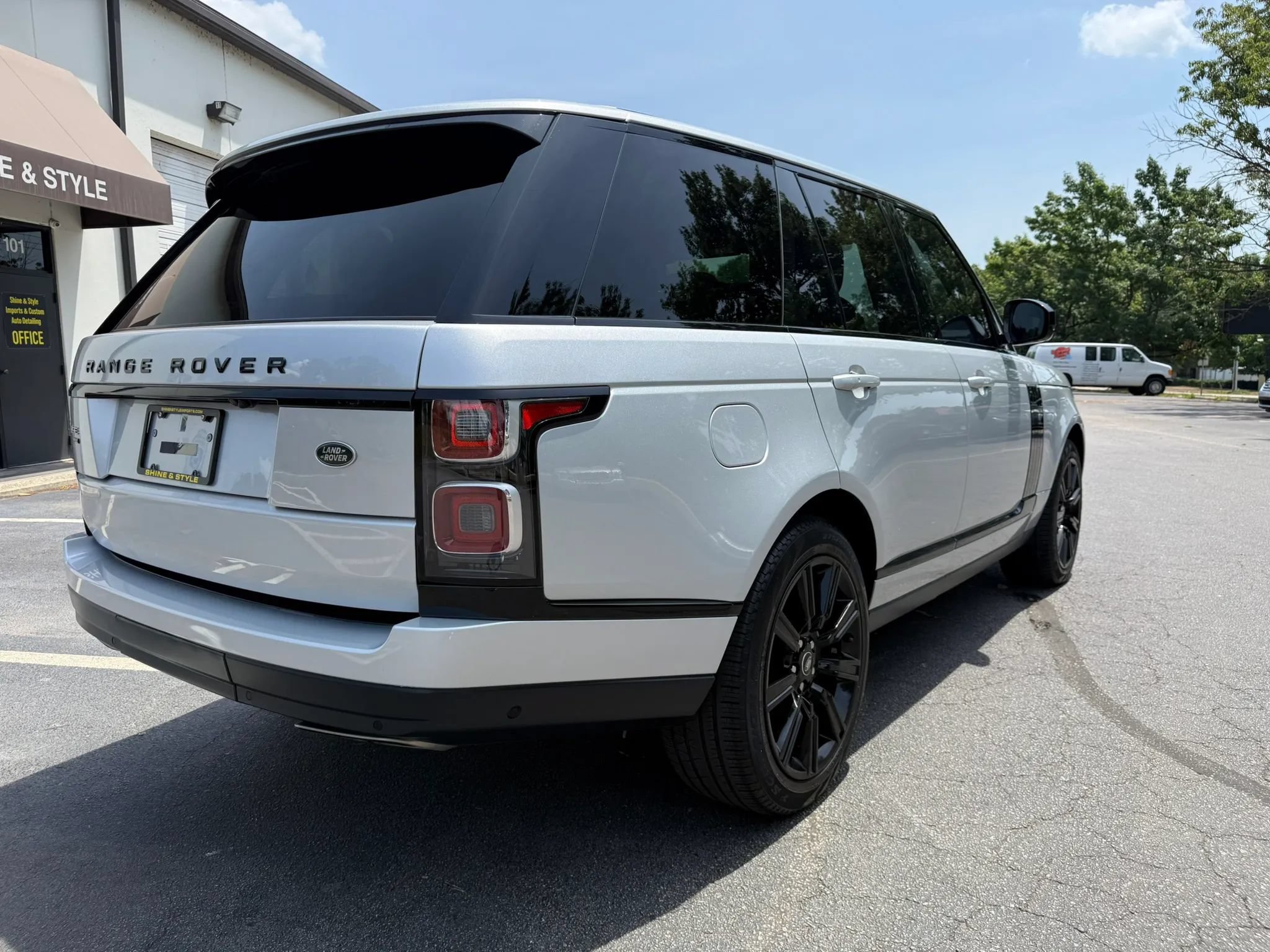 Used 2021 Land Rover Range Rover Westminster Edition AWD/4WD image 3
