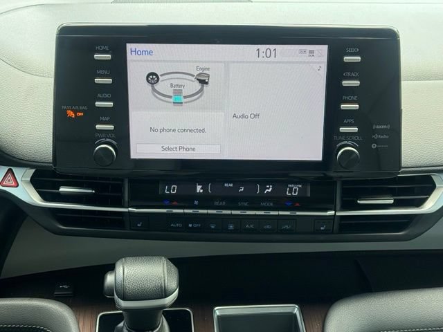 Used 2021 Toyota Sienna XLE FWD image 25