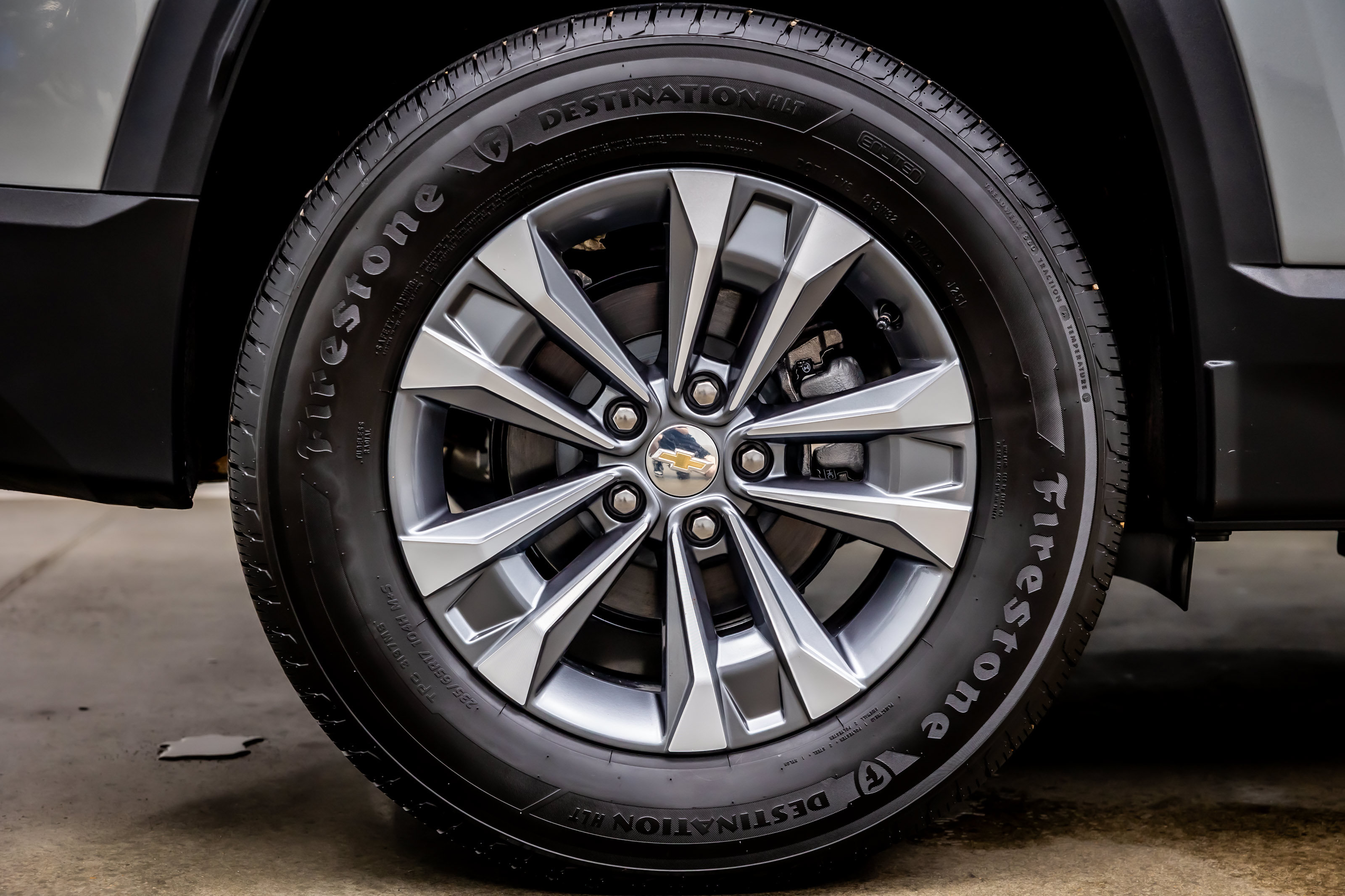 Used 2025 Chevrolet Equinox LT FWD image 35