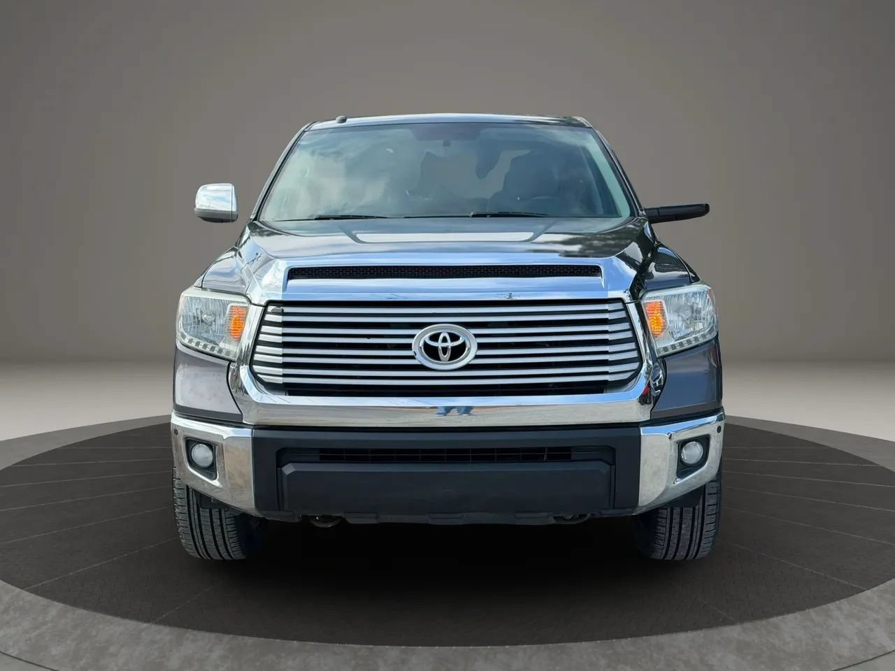 Used 2014 Toyota Tundra Limited w/ Limited Premium Package AWD/4WD image 2