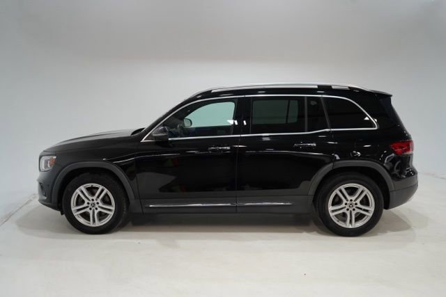Used 2022 Mercedes-Benz GLB 250 4MATIC image 4