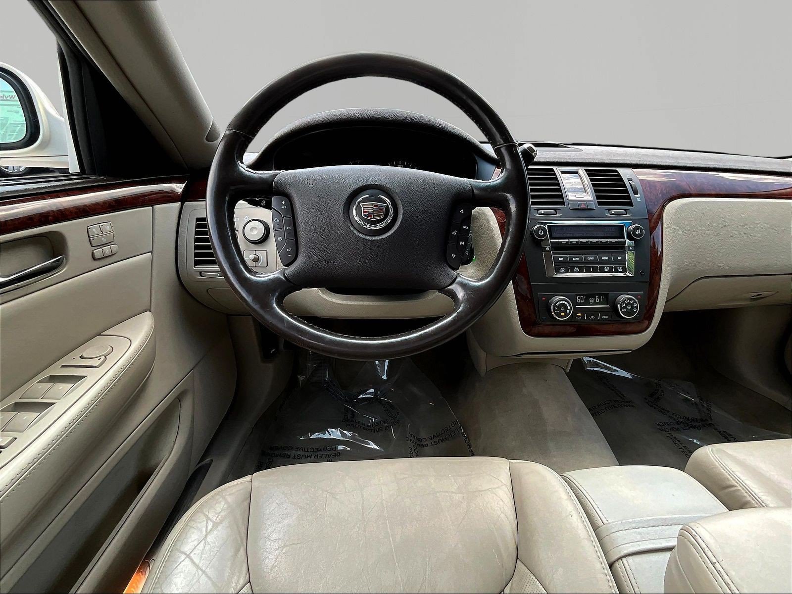 Used 2007 Cadillac DTS Luxury I w/ Trunk Convenience Package FWD image 8