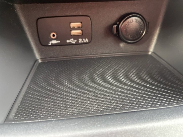 Used 2023 Subaru Forester Premium image 35