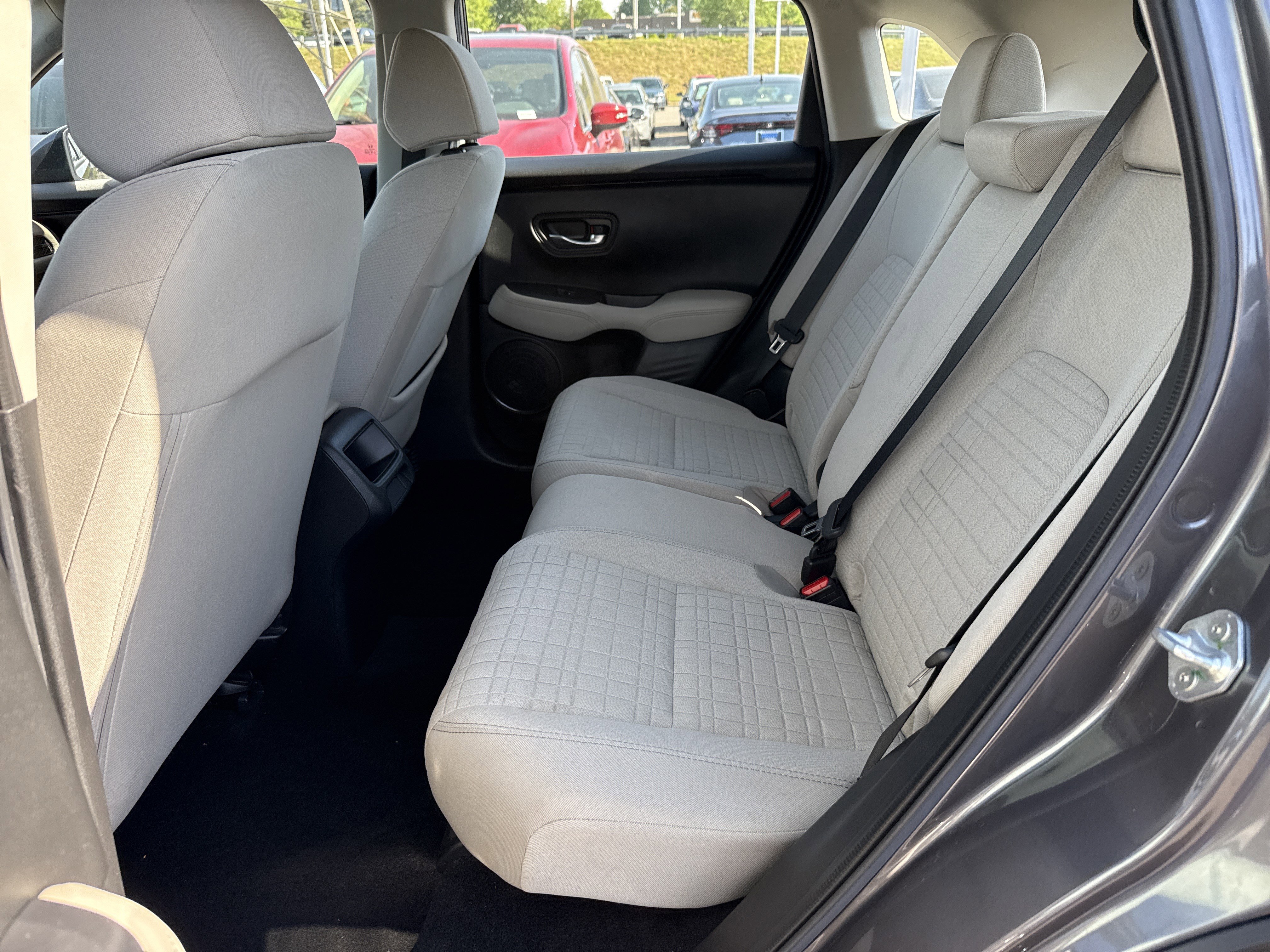 Certified 2023 Honda HR-V LX image 3