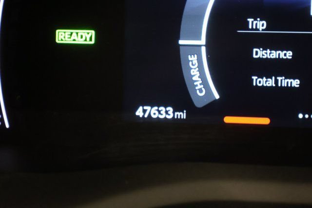 Used 2025 Toyota Camry SE FWD image 15