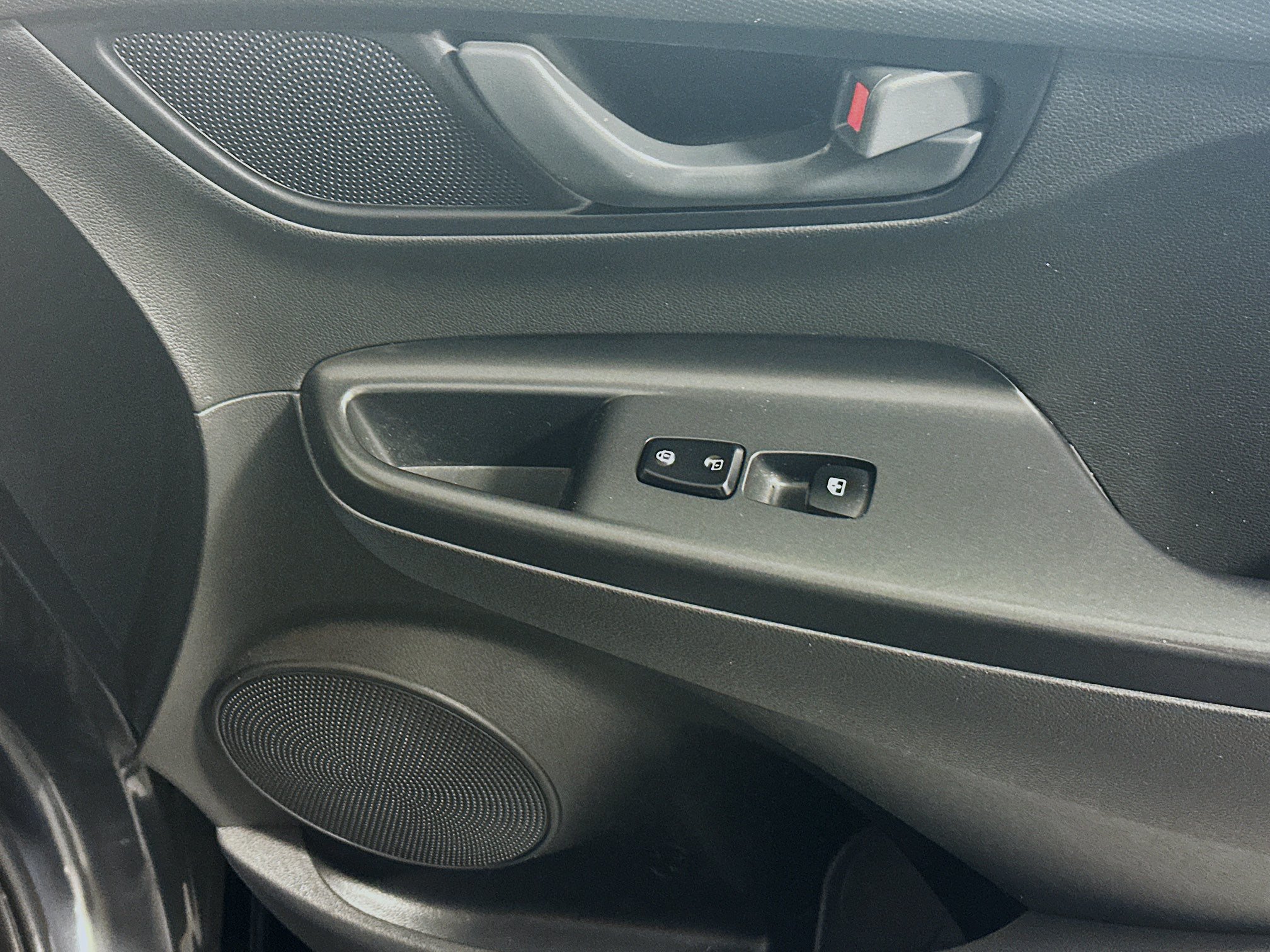Used 2023 Hyundai Kona SEL FWD image 29