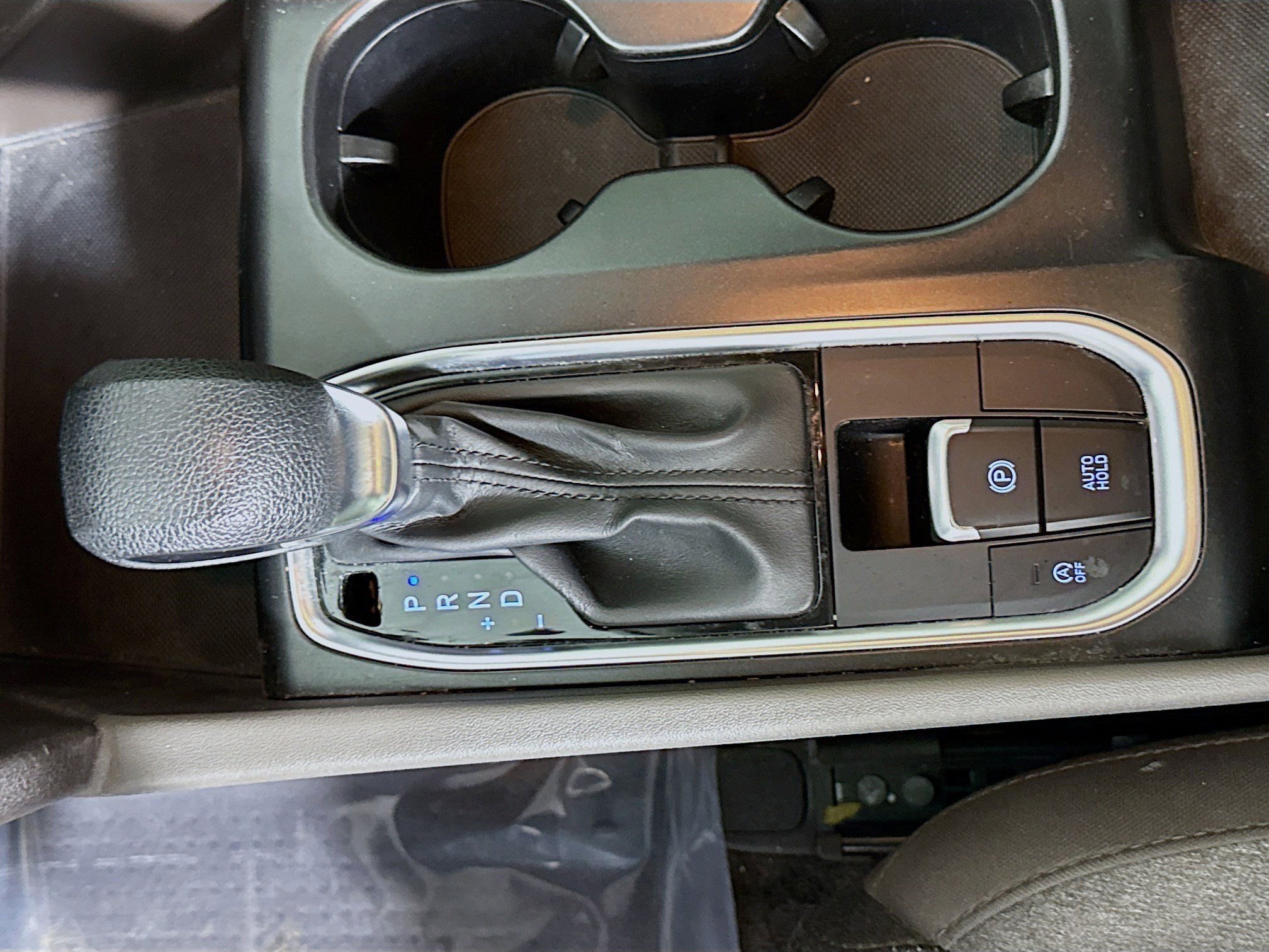 Used 2020 Hyundai Santa Fe SE image 20