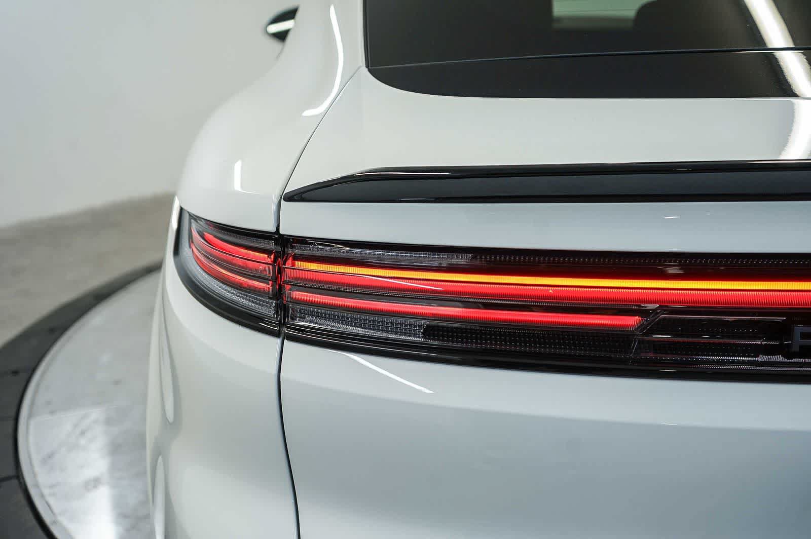 New 2026 Porsche Cayenne GTS AWD/4WD image 11
