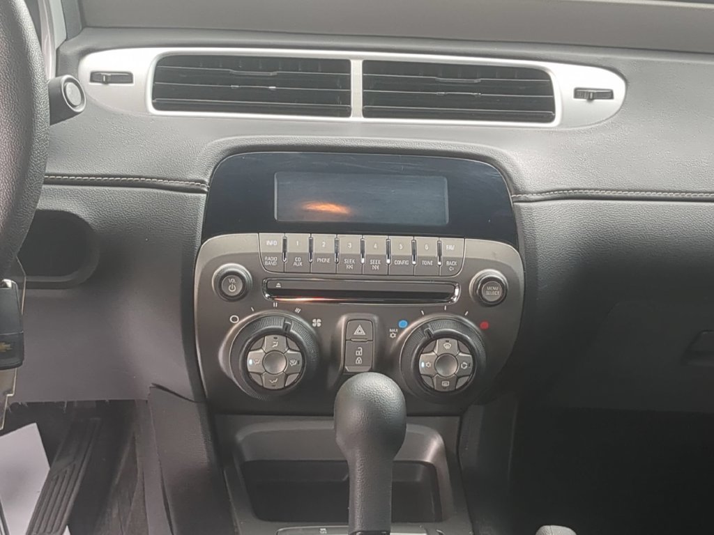 Used 2014 Chevrolet Camaro LS RWD image 22