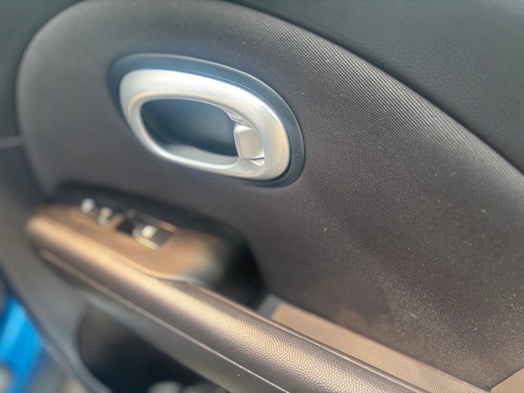 Used 2016 Kia Soul + w/ Designer's Package FWD image 9