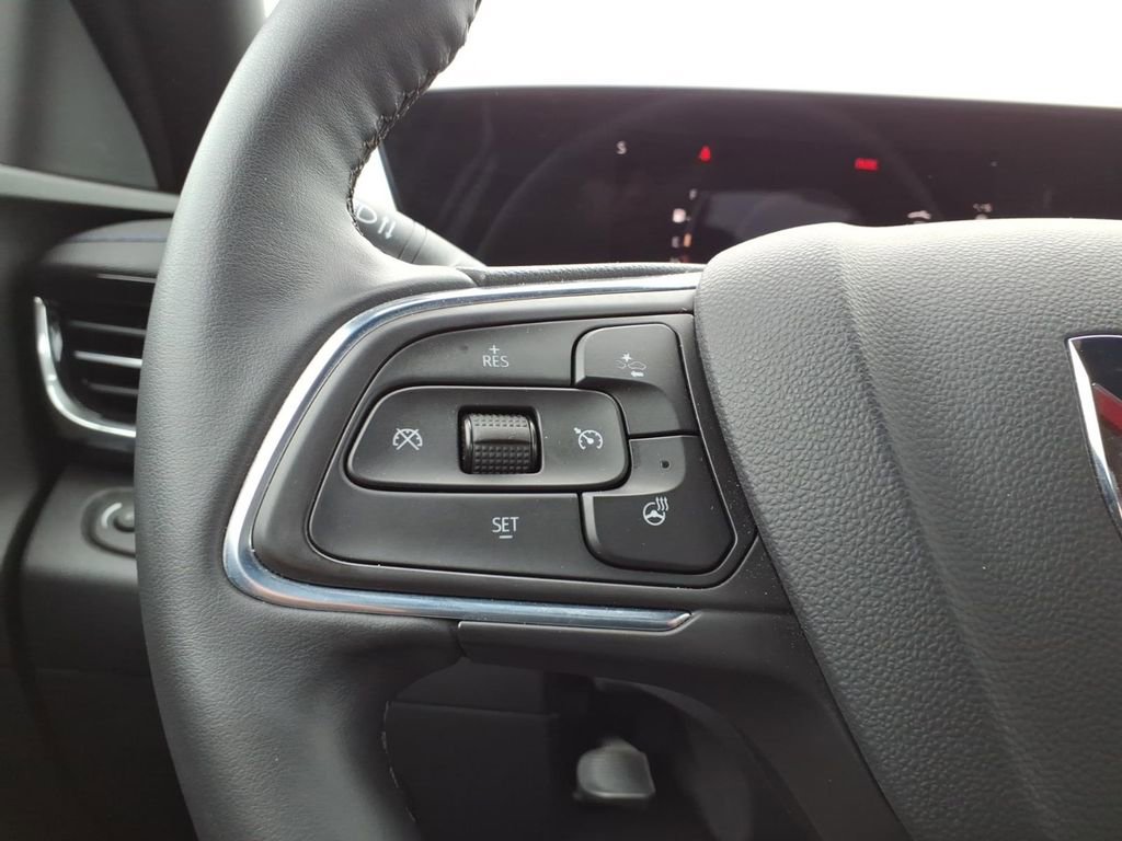 Used 2024 Buick Envista Sport Touring w/ Convenience I Package FWD image 14