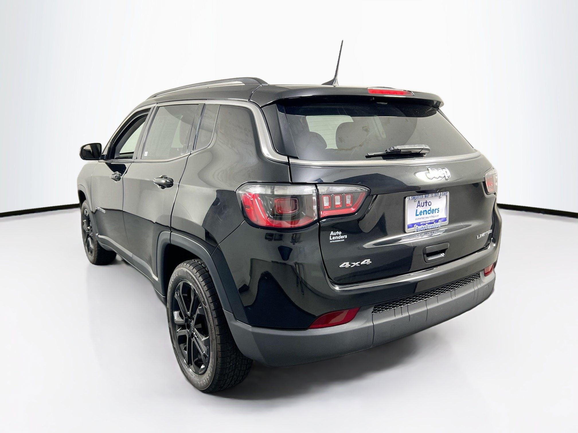 Used 2022 Jeep Compass Limited AWD/4WD image 7