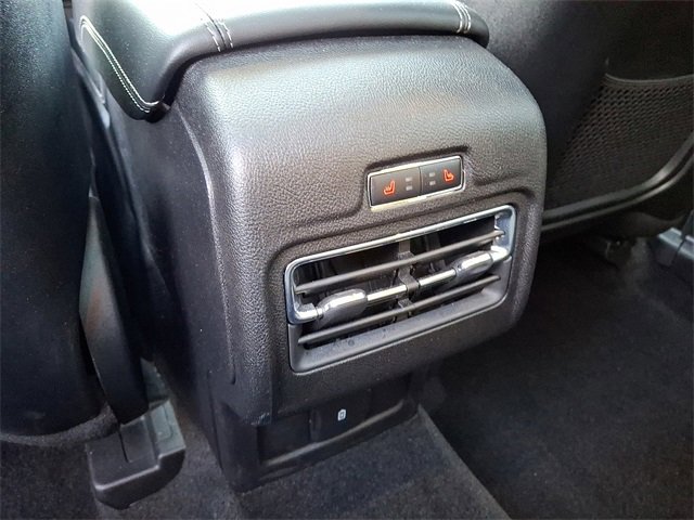 Used 2022 Lincoln Corsair AWD w/ Premium Package image 12