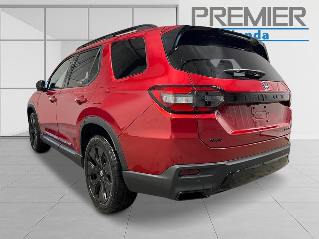 New 2026 Honda Pilot Black Edition image 3