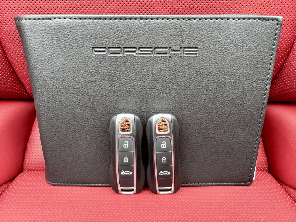 Used 2024 Porsche 911 Targa 4S image 40