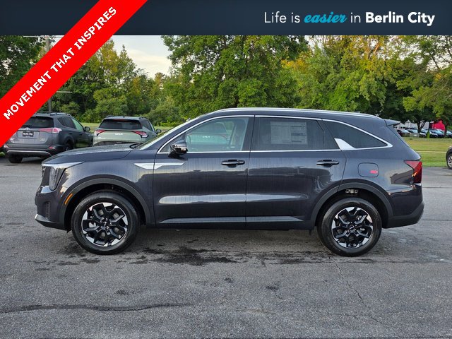 New 2026 Kia Sorento S image 4