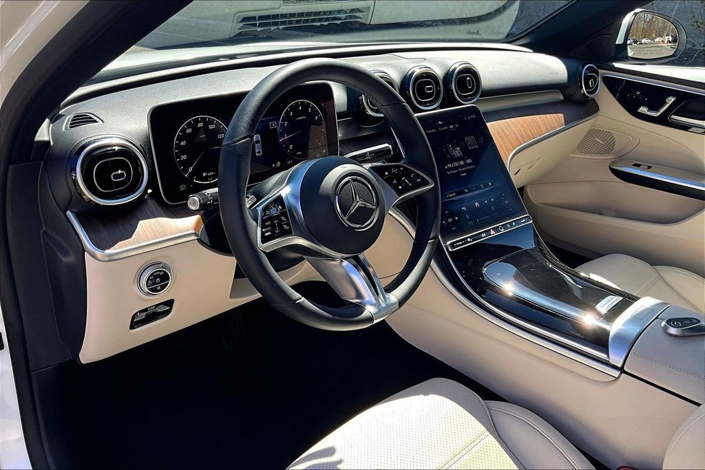 Certified 2023 Mercedes-Benz C 300 4MATIC Sedan image 13