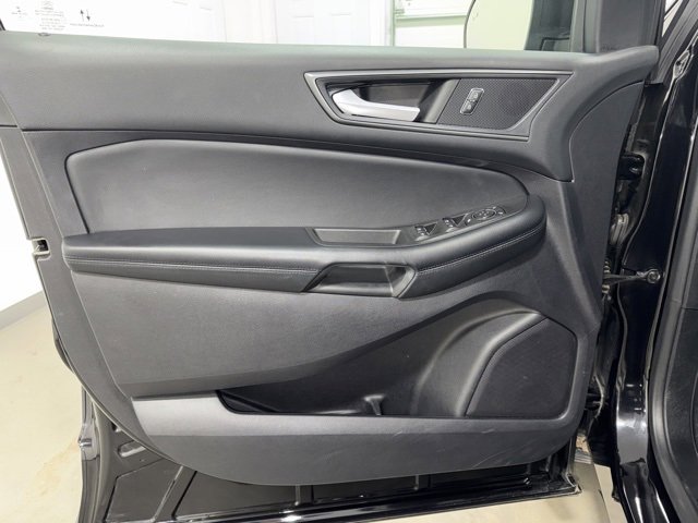 Used 2022 Ford Edge SE image 10