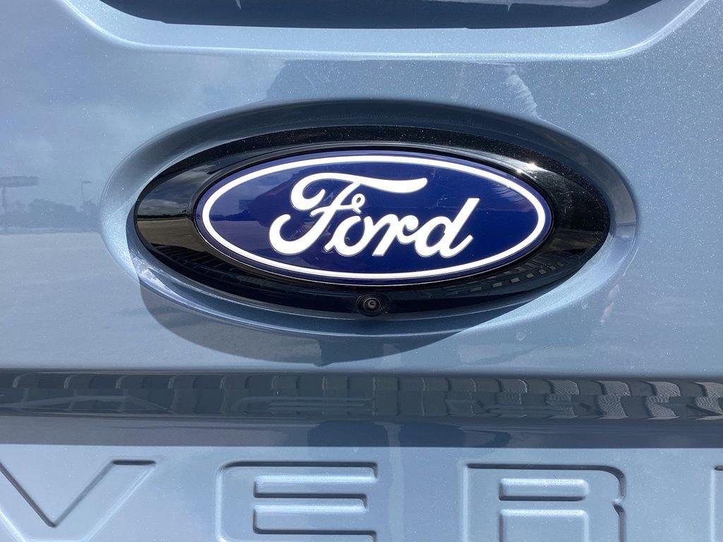 Used 2025 Ford Maverick XLT w/ XLT Luxury Package FWD image 13