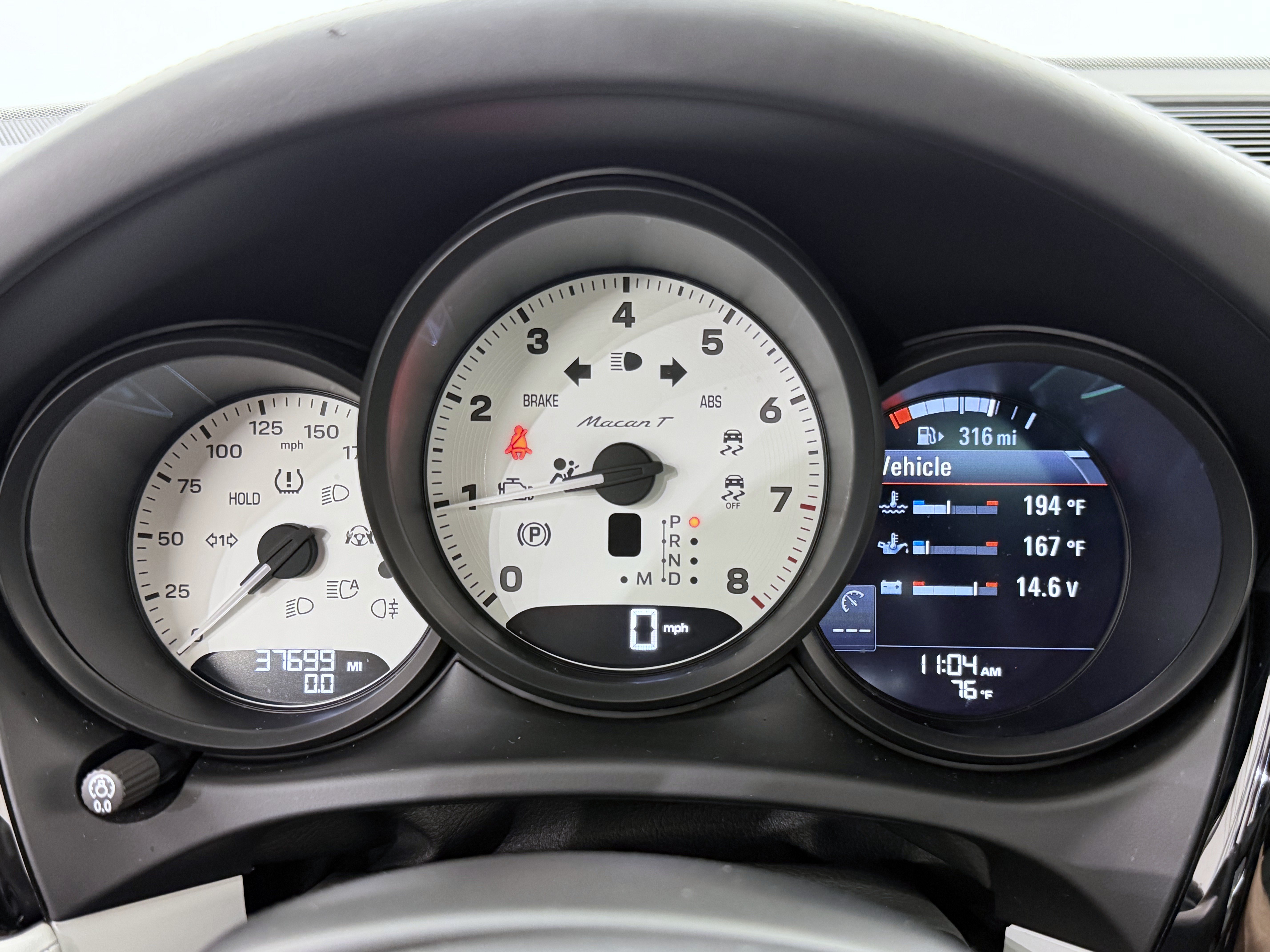 Certified 2023 Porsche Macan Turbo AWD/4WD image 56