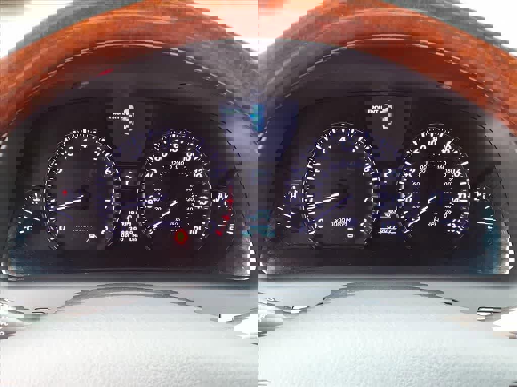 Used 2010 Lexus LS 460 image 20