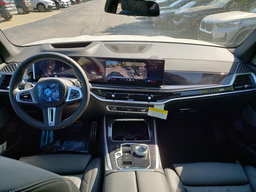 New 2026 BMW X5 M60i w/ Executive Package image 8