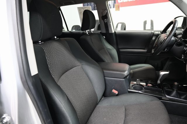 Used 2024 Toyota 4Runner TRD Off-Road image 9