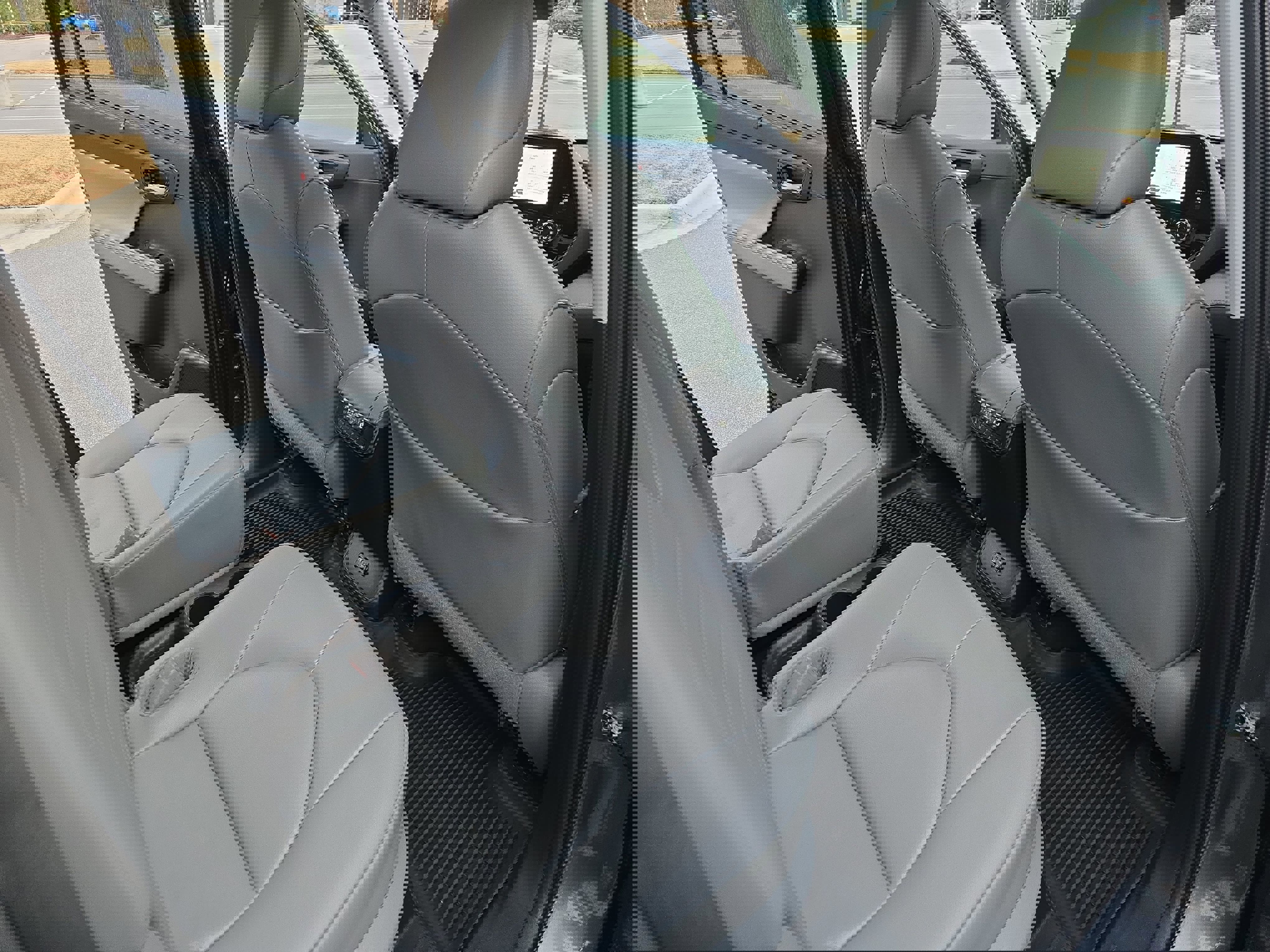 Certified 2023 Toyota Highlander XLE image 11