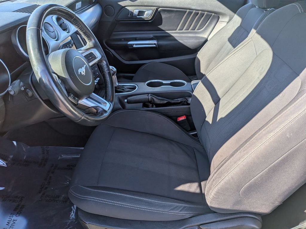 Used 2023 Ford Mustang Convertible RWD image 17