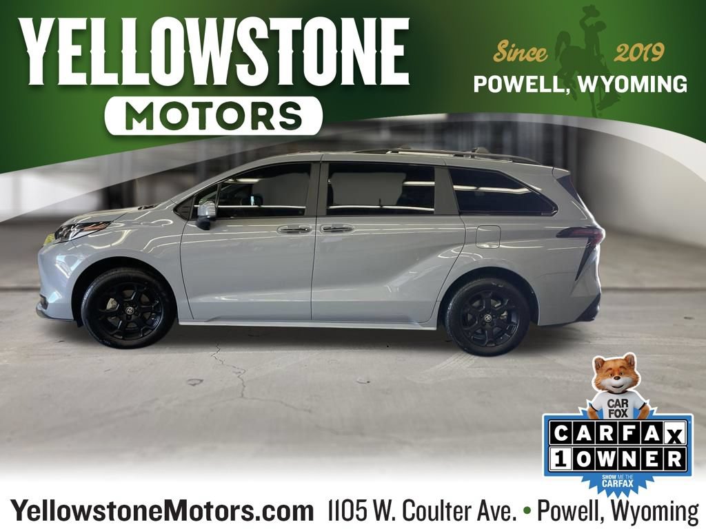 Used 2025 Toyota Sienna XLE Woodland Edition
