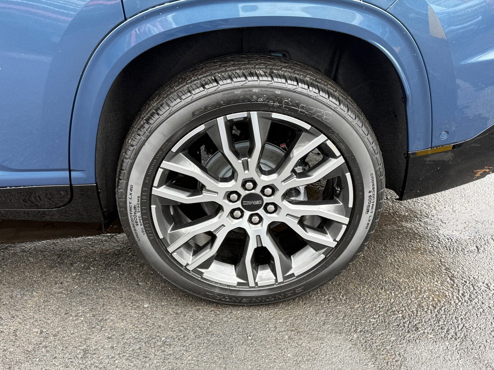 New 2026 GMC Acadia Denali Ultimate w/ LPO, Rugged Package image 10