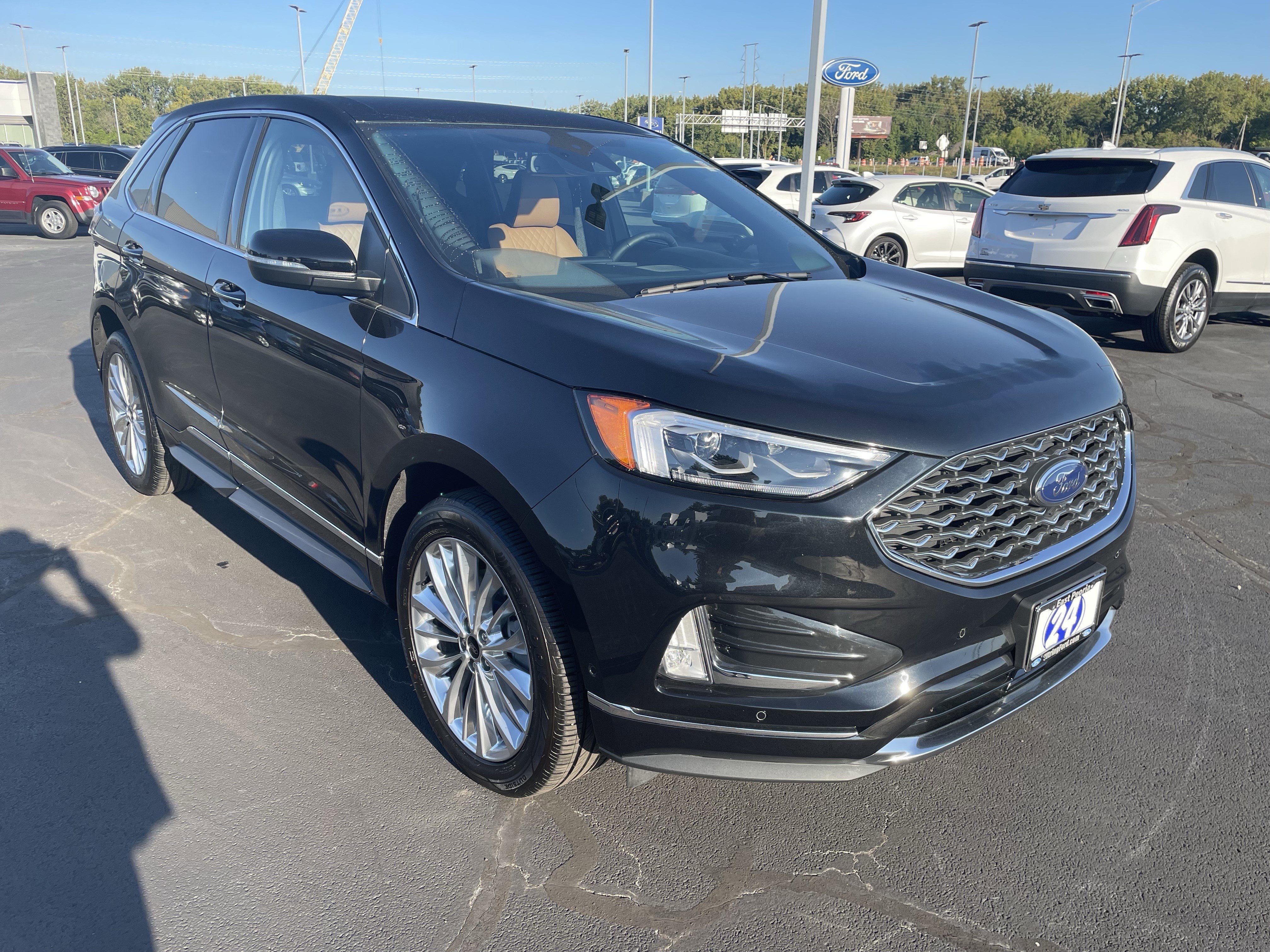 Used 2024 Ford Edge Titanium w/ Titanium Elite Package image 10