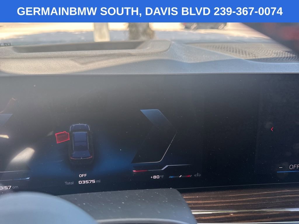 Used 2025 BMW X7 M60i AWD/4WD image 42