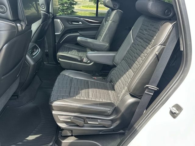 Used 2021 Cadillac Escalade Sport Platinum AWD/4WD image 11