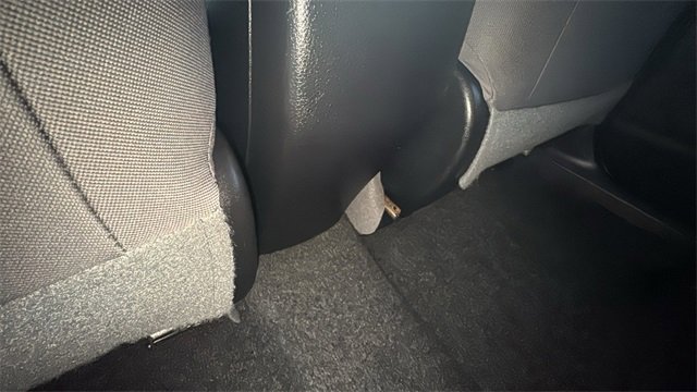 Used 2013 Toyota RAV4 LE image 21