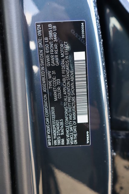 Used 2025 Volvo XC90 B6 Plus w/ Protection Package Premier image 35