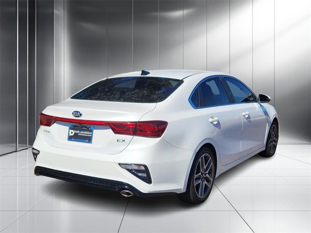 Used 2021 Kia Forte EX image 3